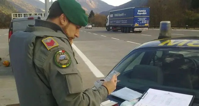 Tedesco preso alla frontiera con 260 mila euro