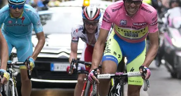 Festa e maxischermi, Corvara si prepara ad accogliere il Giro