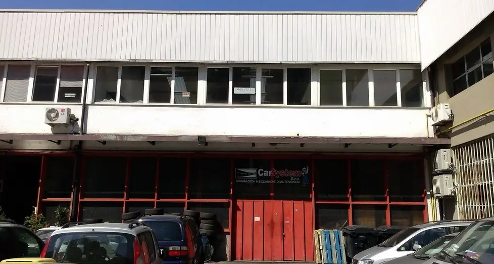 Moschea in via Volta: le famiglie magrebine trattano l’acquisto