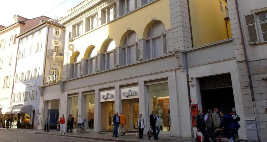 Chiude dopo ottant’anni l’Upim di via della Posta