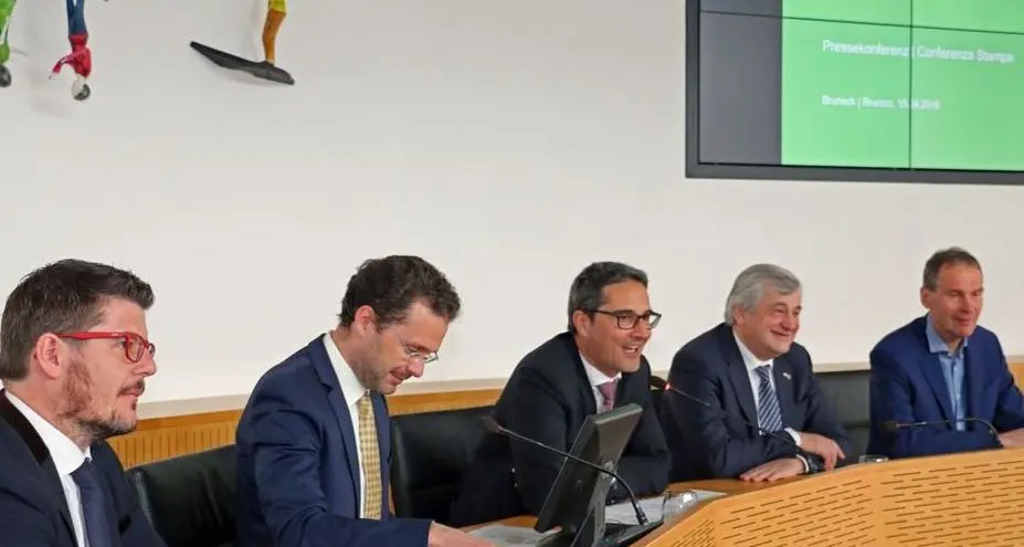 Brunico svela il centro mobilità