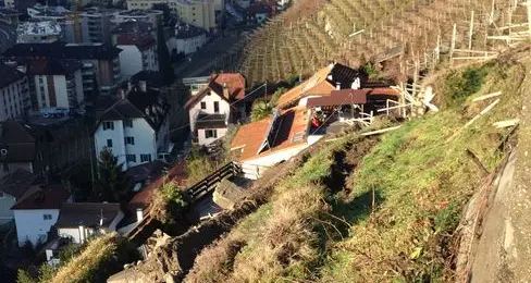 Via Rencio, la frana fa ancora paura