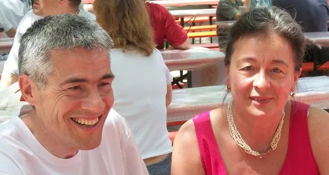 «Politici, ora tagliatevi lo stipendio»
