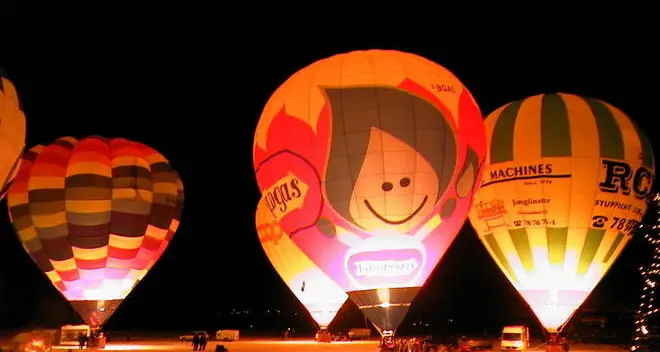La piana di Dobbiaco incantata dal festival delle mongolfiere