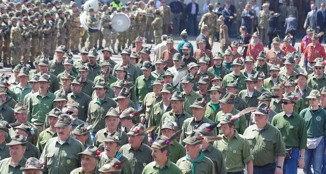 Adunata alpini: oggi filo diretto con i nostri lettori sulle info viabilità