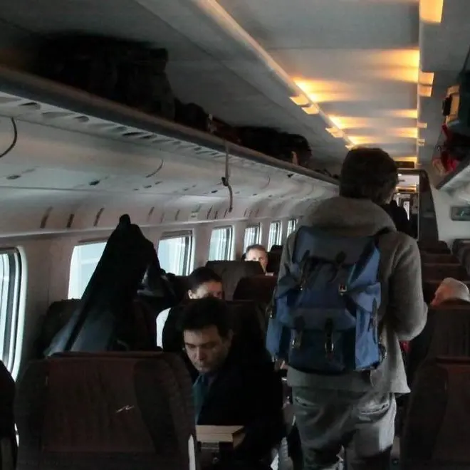 Il capotreno: «Aggressioni e a decine senza biglietto»
