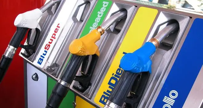 Furti dalle colonnine dei distributori: scoperti altri 23 casi