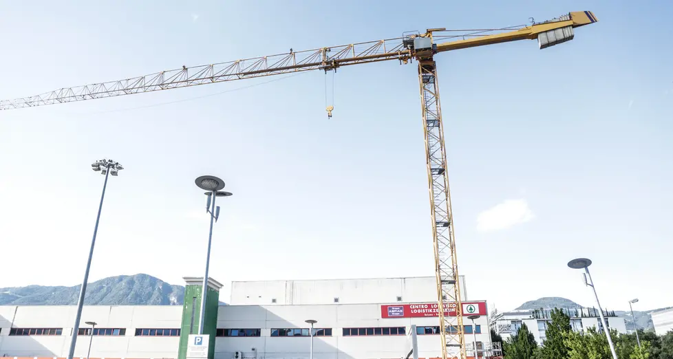 Altri paletti del Comune al megastore dell’Aspiag