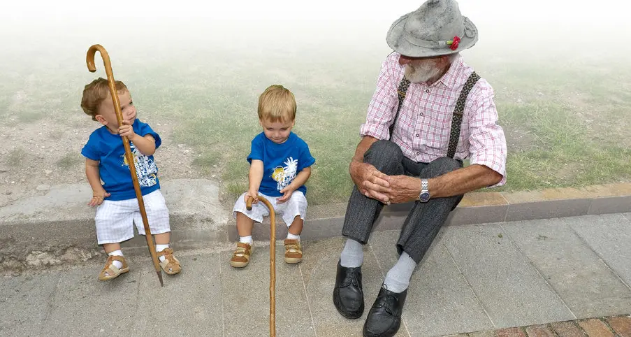 Infanzia, in Alto Adige arrivano i \"nonni in prestito\"