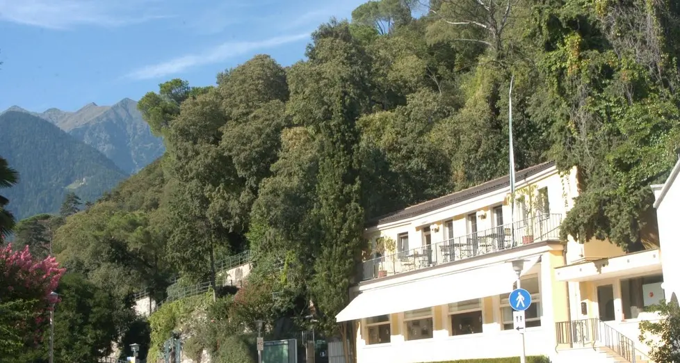 Monte Benedetto, il garage in caverna si rimette in moto