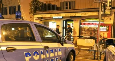 Pistola alla tempia: rapina a Gries
