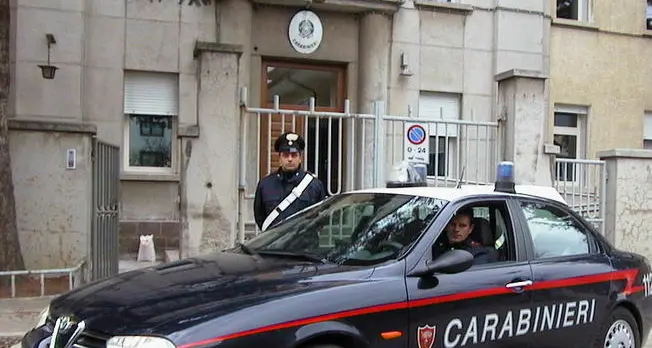 Brunico, rapina al negozio Apple