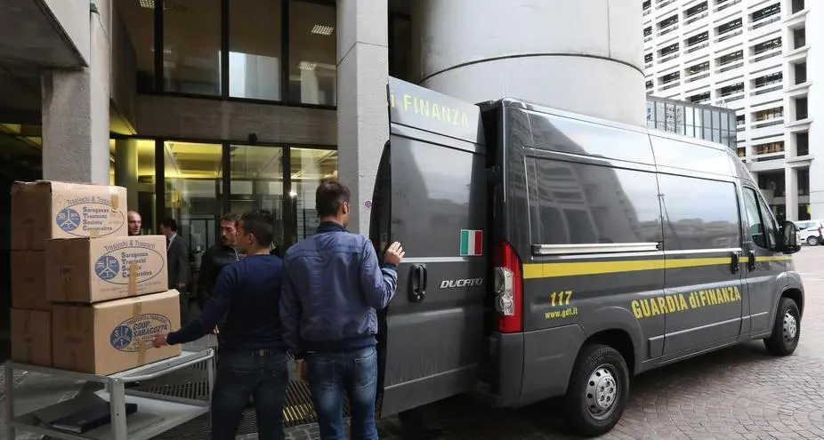 Vitalizi, blitz della Finanza da Pensplan