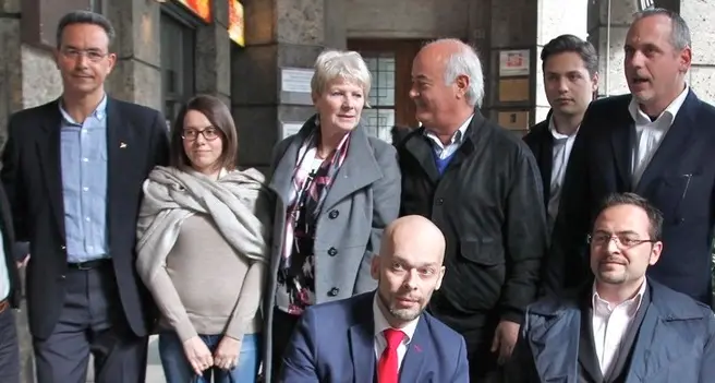 Di Fede: vitalizi, tagliare tutti i privilegi