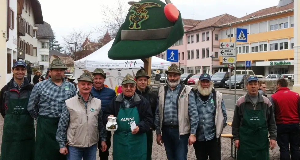 Ora, un successo la maccheronata alpina
