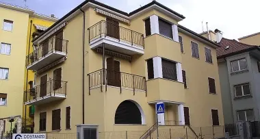 La villetta da 1,2 milioni: vuota