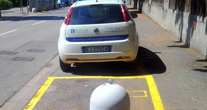Il bidoncino costa 427 mila euro all’anno