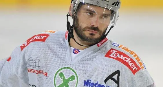 La Lega chiede meno stranieri nell’hockey