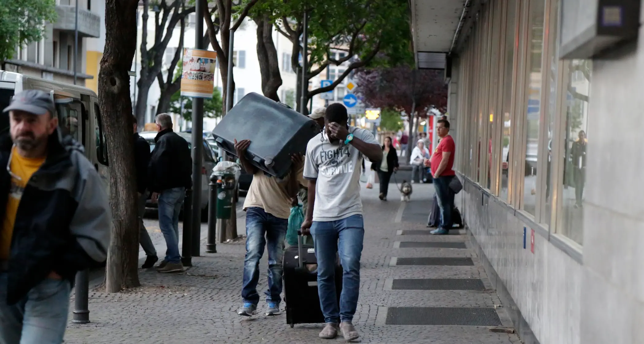 Migranti all'ex Alpi a Bolzano, Caramaschi: \"Andranno via entro l'anno, me lo ha garantito l'assessore Stocker\"
