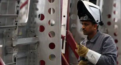 Industria, adesso sono gli italiani a volere i posti degli immigrati