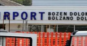 Aeroporto di Bolzano di nuovo chiusoPartito solo un volo per Roma