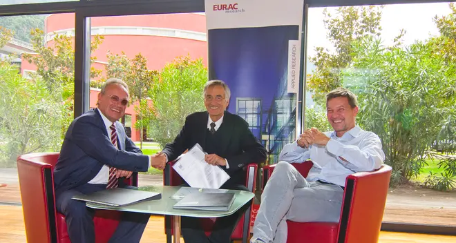 Ricerca, rinnovato accordo tra Eurac e Univeristà di Innsbruck