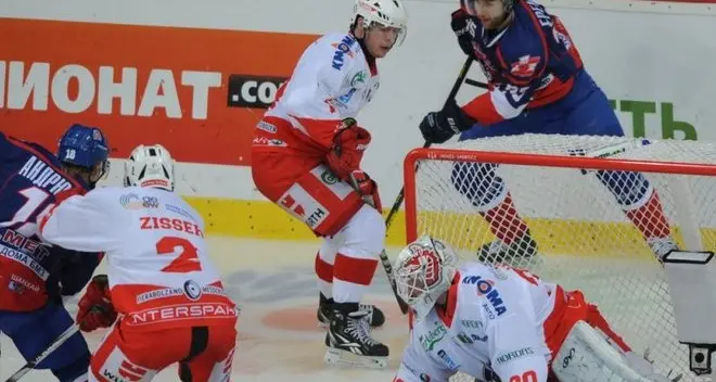 Hockey, il Bolzano perde solo ai rigori