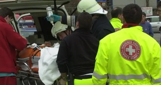 Grave investimento in via Resia, ferita una ciclista