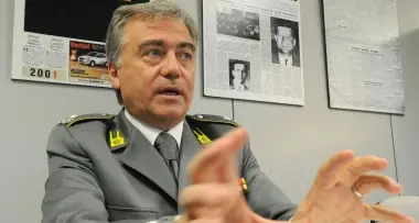Droga in classe: i presidi chiamano la Finanza