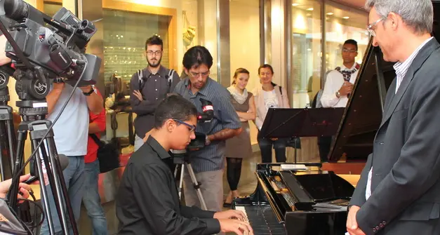 \"Le gallerie dei talenti\": musica e shopping