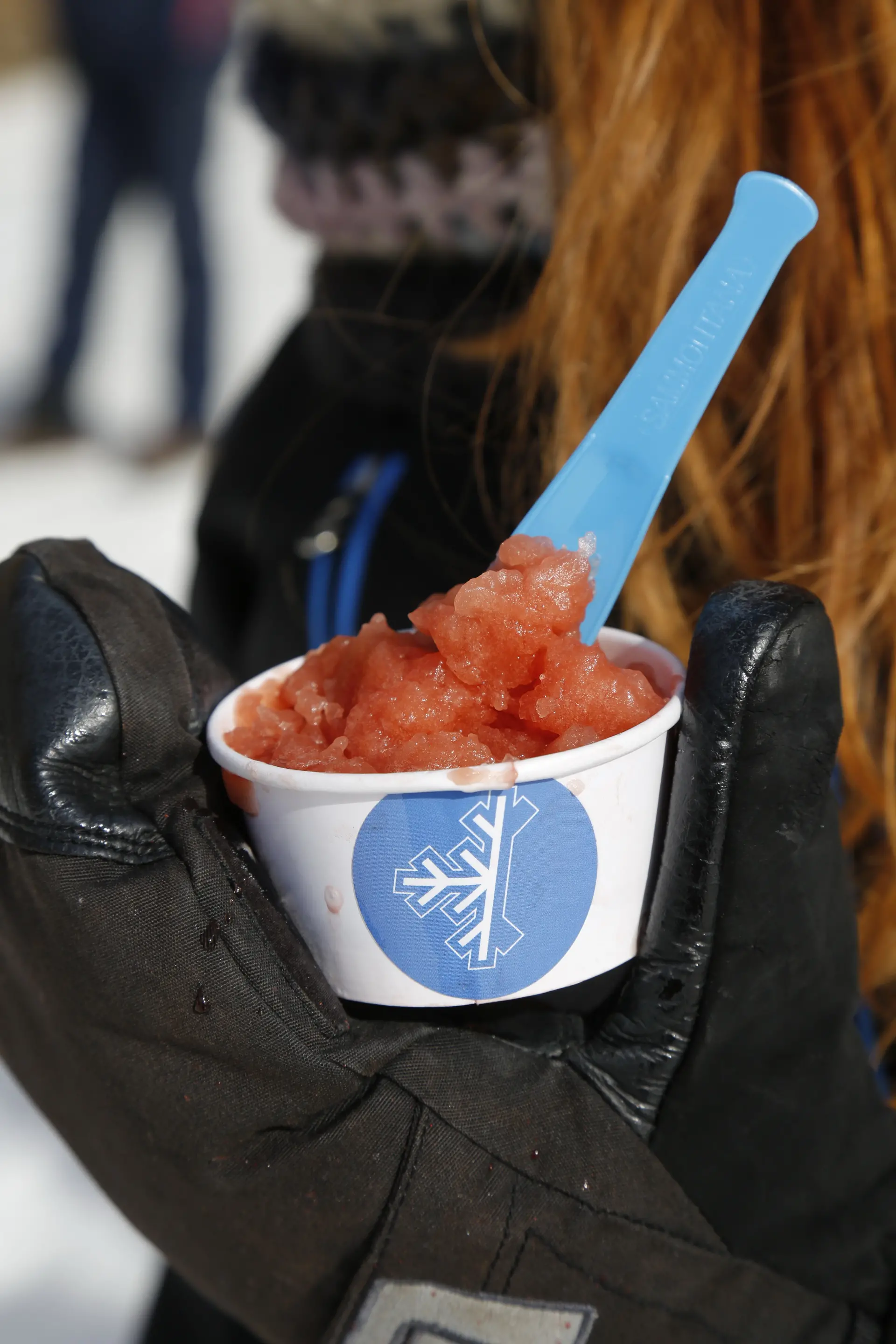 Val Senales, i cannoni da neve sparano granita alla fragola