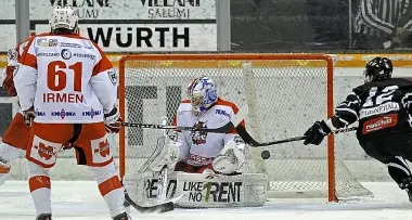Hockey: il Bolzano conquista la semifinale