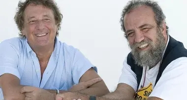 Covatta e Iacchetti aspiranti suicidi in teatro a Bolzano