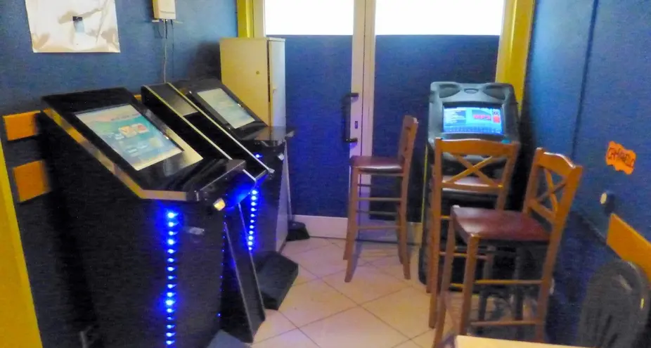 Totem, scattano le maxi-multe ai gestori