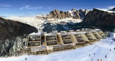 Hotel 7 stelle a Selva, Riffeser ritira il progetto