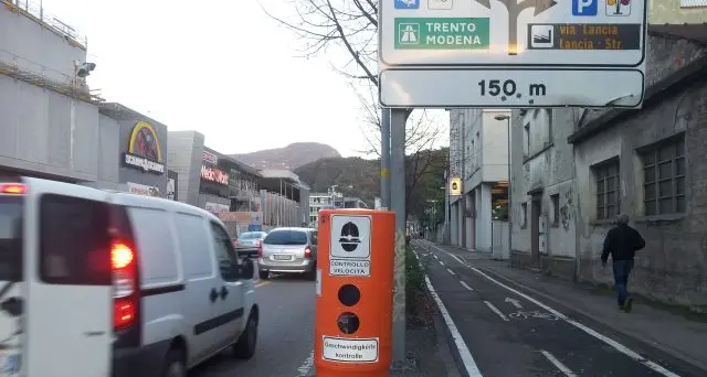 Testati in via Galilei gli speed check: parte la fase sperimentale