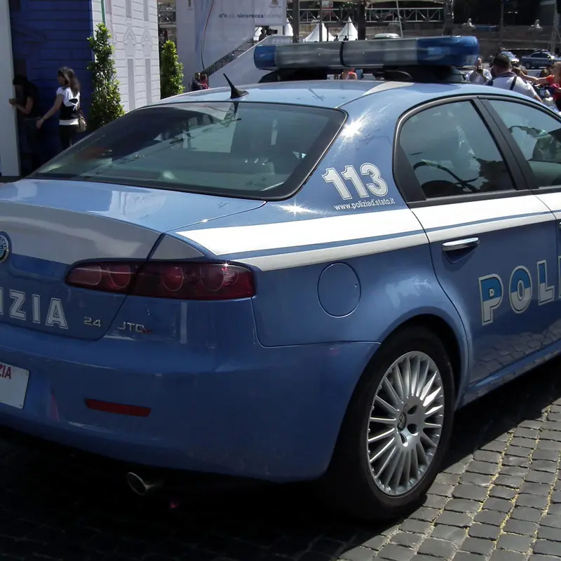Bolzano, arrestato a Firmian mentre ruba nei garage