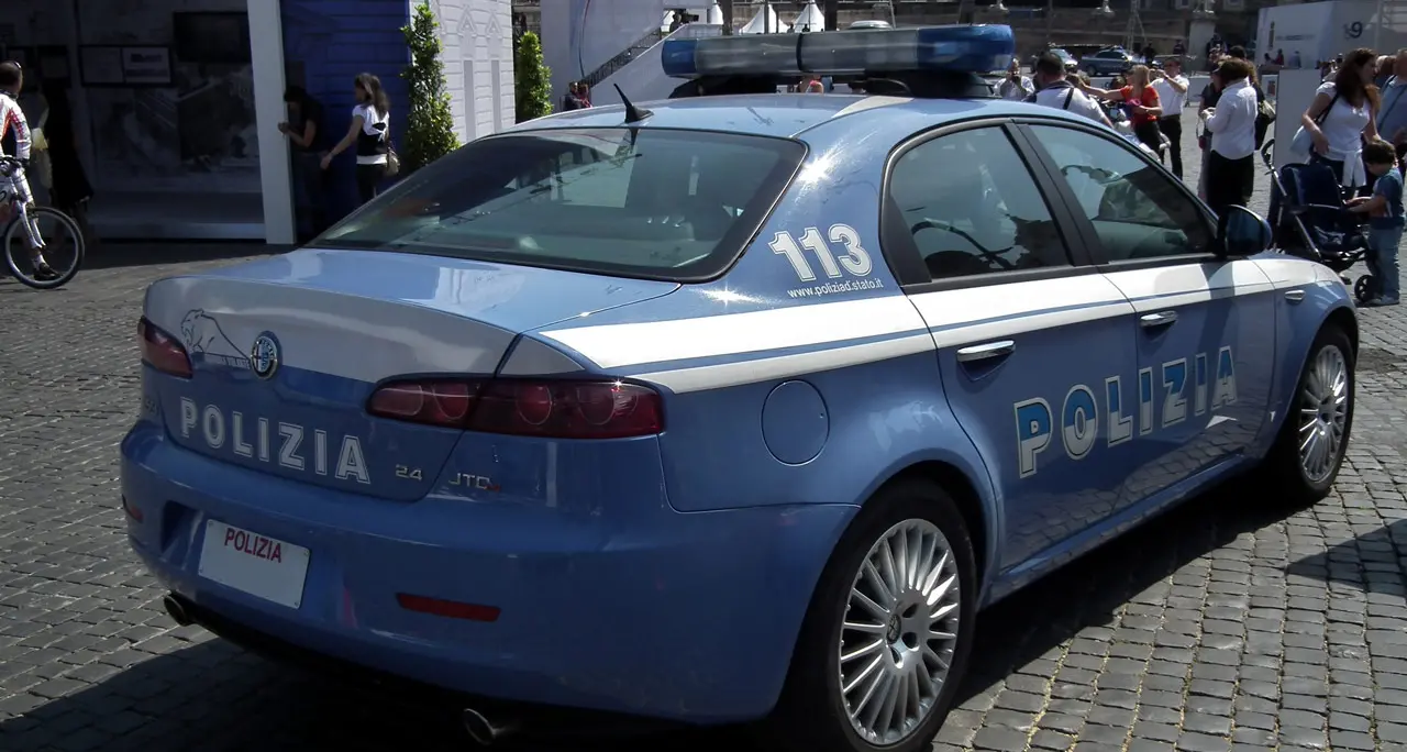 Bolzano, arrestato a Firmian mentre ruba nei garage