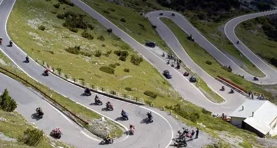 Stelvio, rinviato il pedaggio