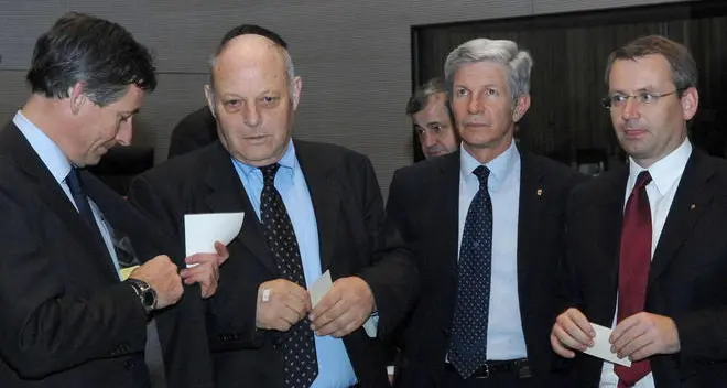 Durnwalder: cimici, la Procura sapeva