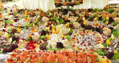 Cena per 150 con soldi pubblici