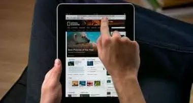 Bolzano. L’iPad ai 50 consiglieri comunali, polemica sul regalo di Natale