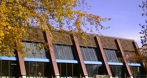 Quarantenne a processo: «Filmava i ragazzini»