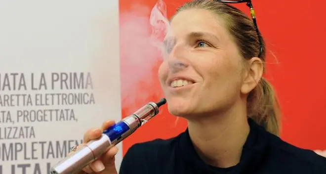 Sigaretta elettronica ammessa anche in bar e ristoranti