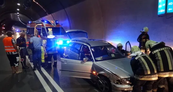 Incidente in galleria a Bressanone con due feriti
