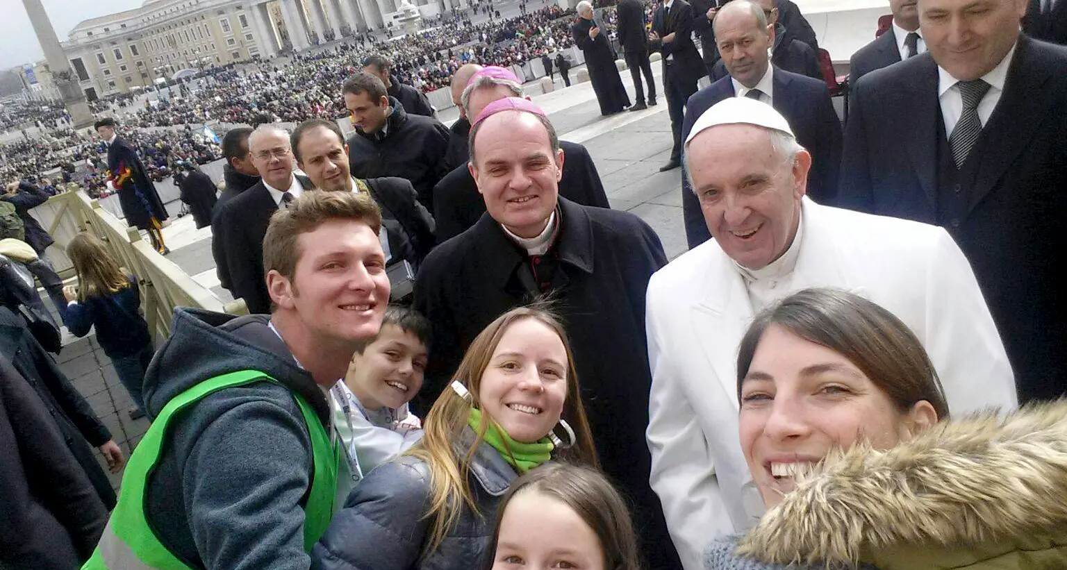 Selfie con Papa Francesco per i chierichetti altoatesini