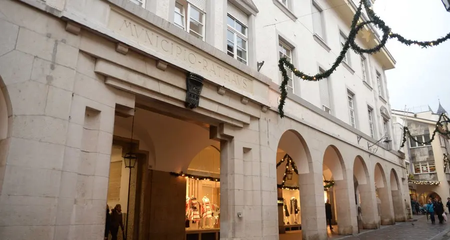 Januth lascia in eredità tutti i dirigenti comunali