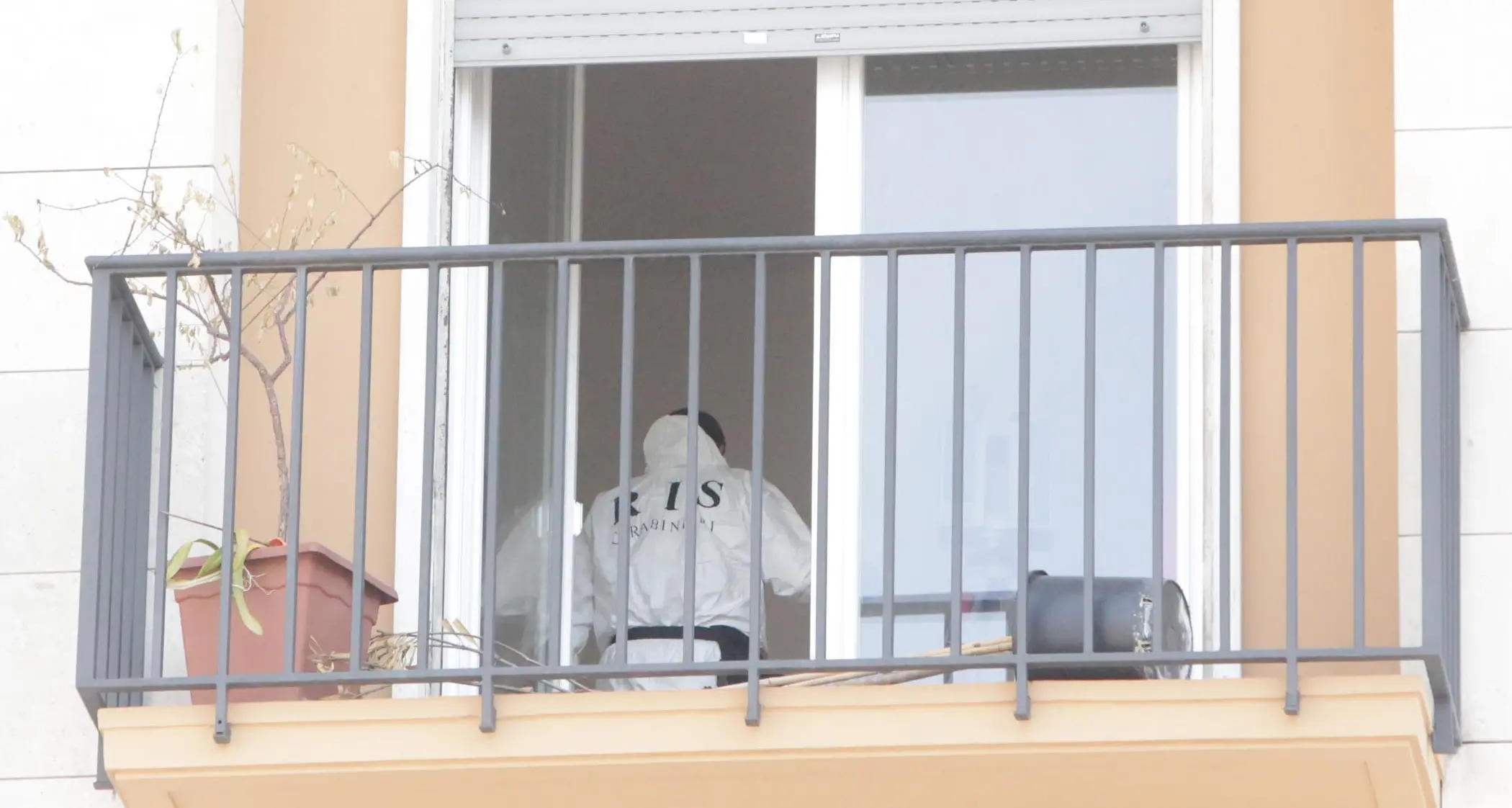 Omicidio Heuschreck, i \"Ris\" nell'appartamento di corso Libertà