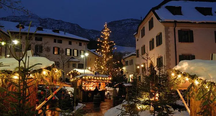 Appiano, venerdì prossimo l'inaugurazione del Mercatino di Natale