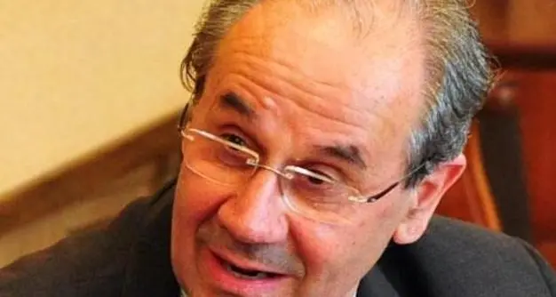 I giovani bolzanini: «Si lavora solo grazie alle grandi catene»